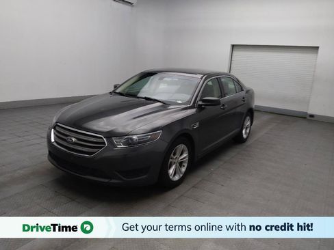 Used 2015 Ford Taurus SE FWD image 1