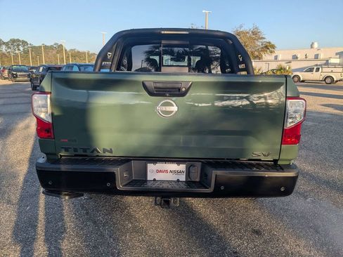 Used 2024 Nissan Titan SV w/ SV Bronze Edition Package RWD image 5