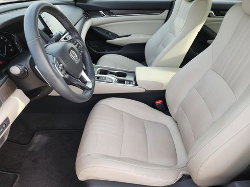 Used 2018 Honda Accord EX-L image 16