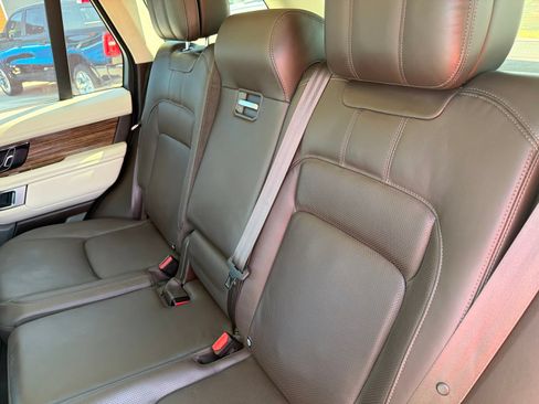 Used 2019 Land Rover Range Rover Supercharged AWD/4WD image 19