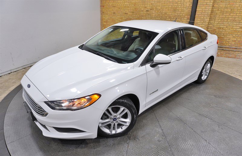 Used 2018 Ford Fusion S FWD image 2