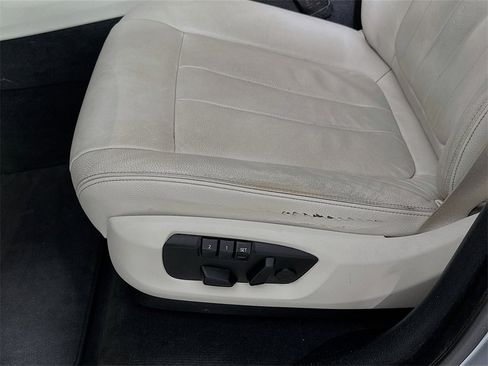 Used 2018 BMW X5 sDrive35i image 9