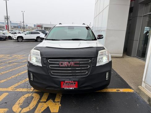 Used 2017 GMC Terrain SLT w/ Open Road Package image 10