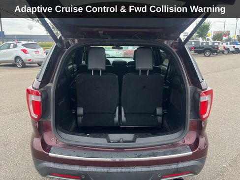 Used 2018 Ford Explorer Limited w/ Equipment Group 301A AWD/4WD image 25