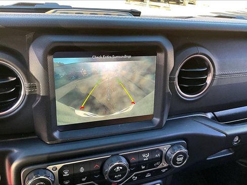 Used 2023 Jeep Wrangler Rubicon w/ Safety Group image 22