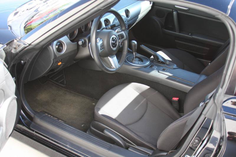 Used 2010 MAZDA MX-5 Miata Touring RWD image 29