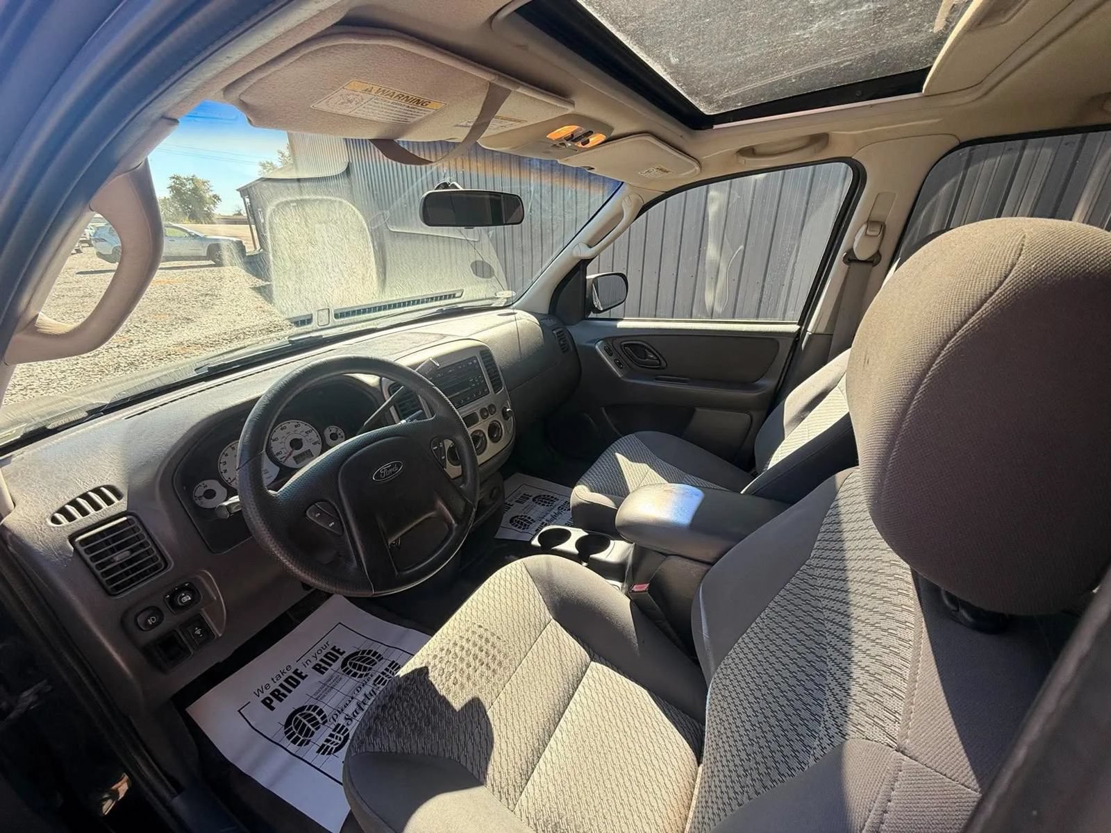 Used 2004 Ford Escape XLT AWD/4WD image 9