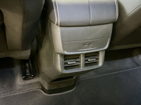 Used 2025 GMC Terrain Elevation image 28