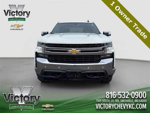 Used 2022 Chevrolet Silverado 1500 LT image 2