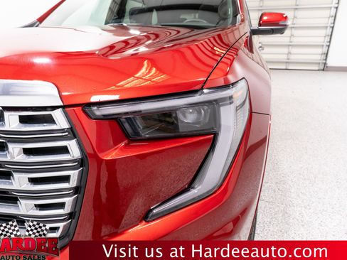 Used 2024 GMC Acadia Denali w/ Super Cruise Package image 8