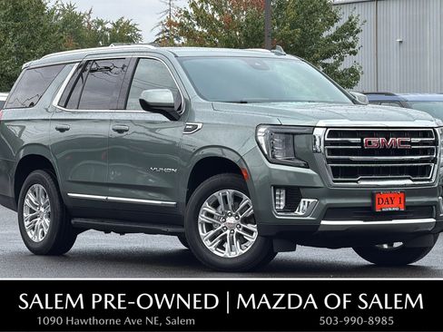 Used 2024 GMC Yukon SLT AWD/4WD image 1
