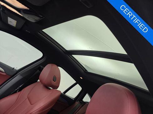Used 2025 BMW X4 xDrive30i w/ M Sport Package AWD/4WD image 12