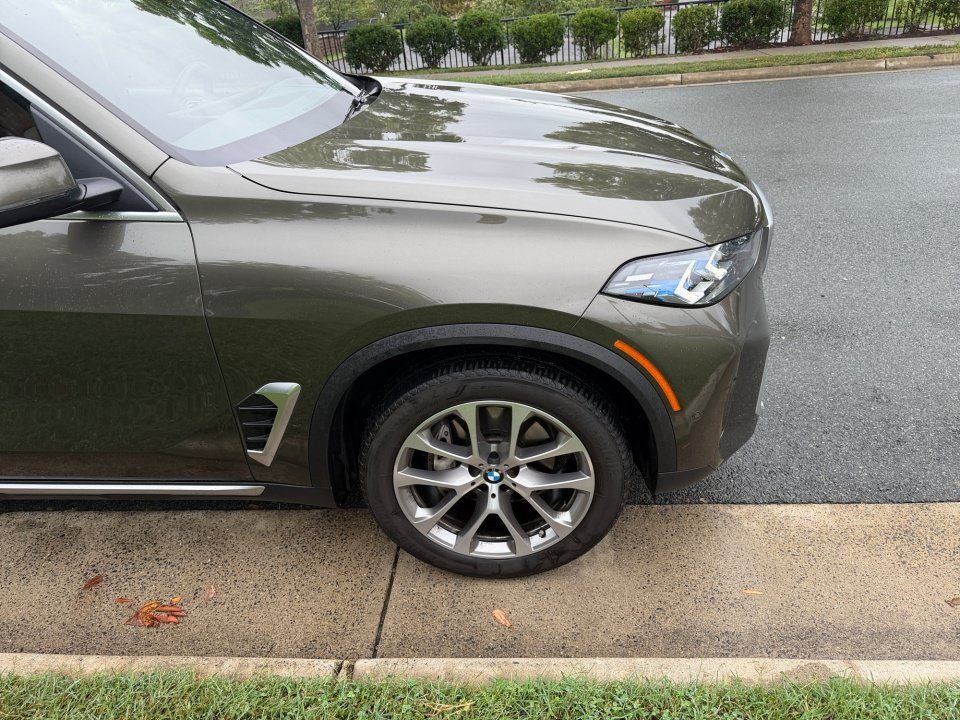 Used 2024 BMW X5 xDrive40i w/ Executive Package AWD/4WD image 25