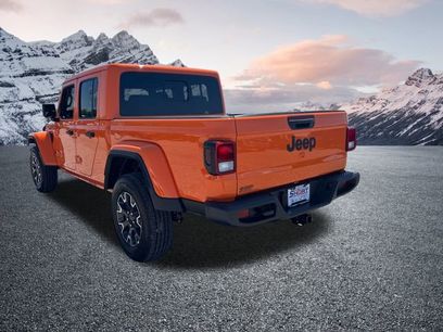 New 2025 Jeep Gladiator Sport w/ Premium Package