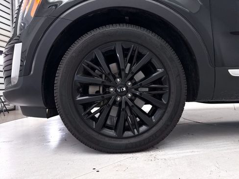Used 2020 Kia Telluride SX w/ SX Prestige Package AWD/4WD image 17