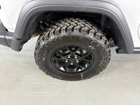 New 2026 Jeep Wrangler Willys AWD/4WD image 11