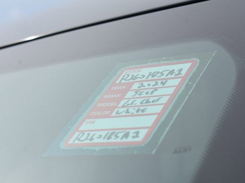 Used 2024 Jeep Grand Cherokee L Summit image 36