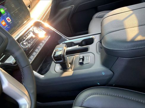 Used 2024 GMC Sierra 1500 Denali w/ Denali Reserve Package image 16