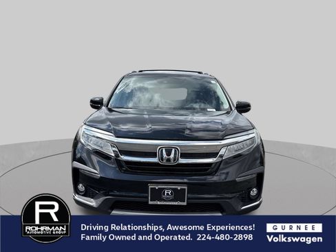 Used 2019 Honda Pilot Touring image 3