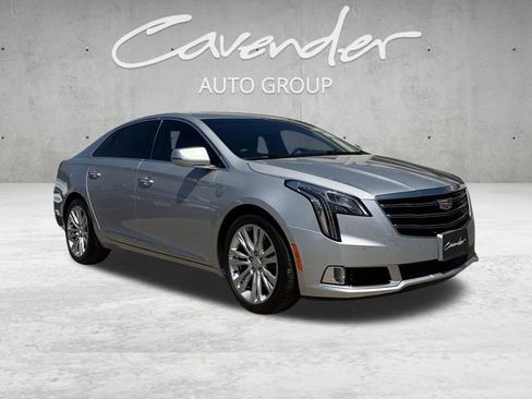 Used 2019 Cadillac XTS Luxury image 2