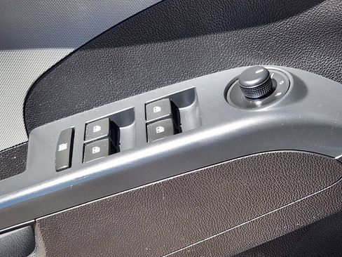 Used 2014 Chevrolet Sonic LT FWD image 15