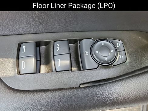 Used 2024 Chevrolet Blazer LT w/ Convenience Package FWD image 12