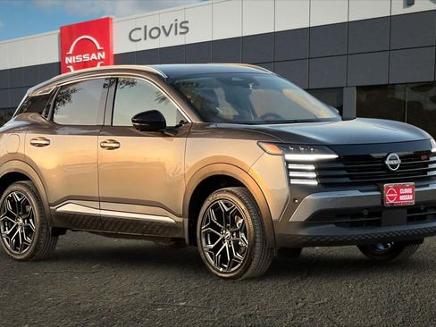 New 2026 Nissan Kicks SR image 10