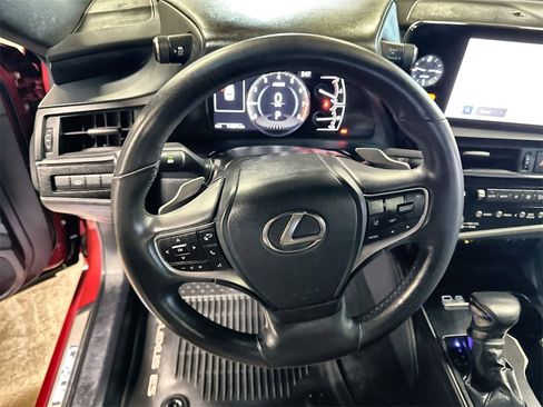 Used 2024 Lexus ES 350 Premium image 17