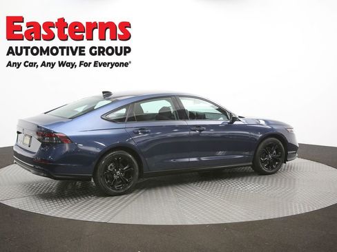 Used 2025 Honda Accord SE image 43