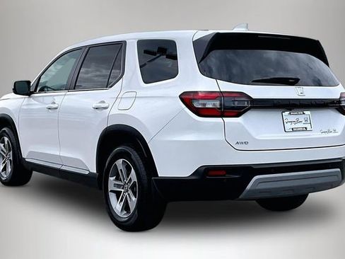 Certified 2025 Honda Pilot EX-L image 4