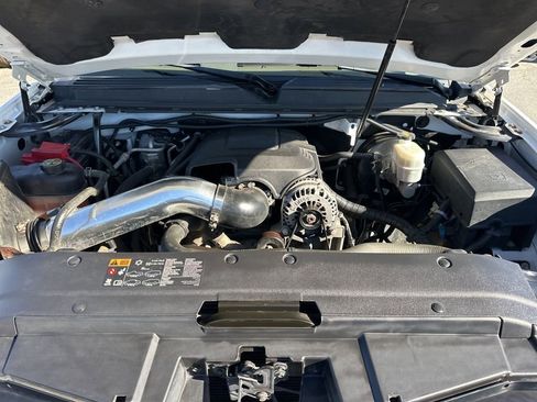 Used 2014 Chevrolet Tahoe LT image 35