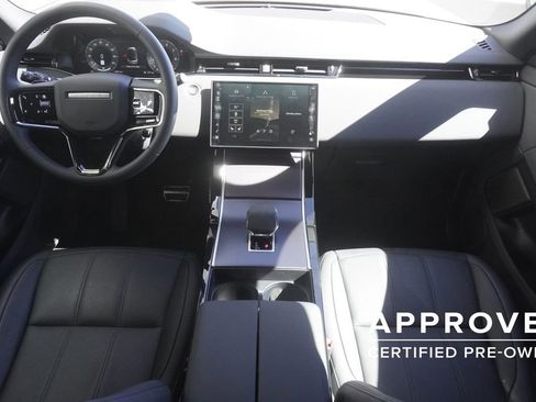 Used 2026 Land Rover Range Rover Evoque Dynamic SE AWD/4WD image 9