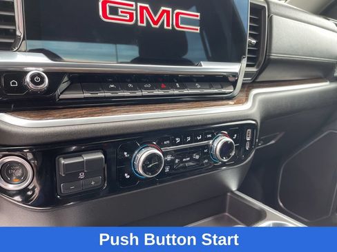 Used 2025 GMC Sierra 1500 Elevation AWD/4WD image 17
