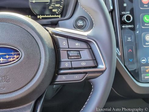 Used 2025 Subaru Forester Limited image 17