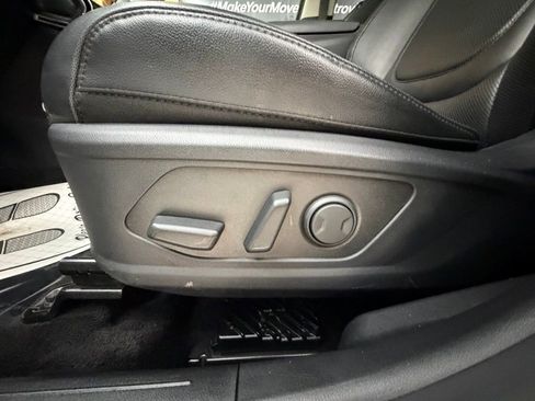 Certified 2023 Hyundai Tucson Limited AWD/4WD image 27