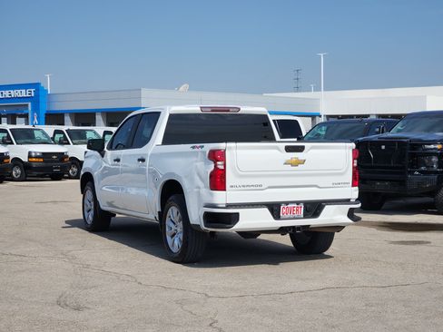Used 2023 Chevrolet Silverado 1500 Custom AWD/4WD image 4