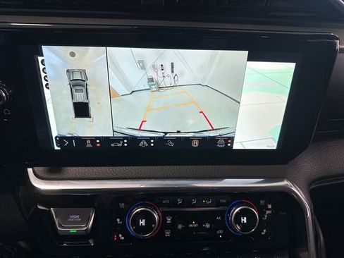 Used 2024 GMC Sierra 1500 Denali image 18