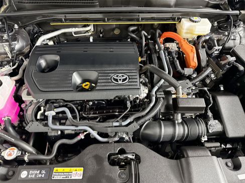 Used 2024 Toyota Crown Limited image 50