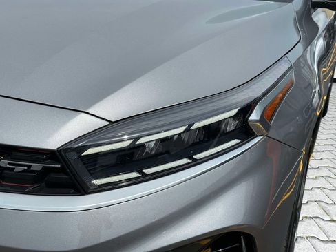 Certified 2023 Kia Forte GT w/ GT2 Package FWD image 9