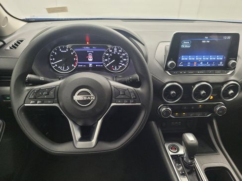 Used 2025 Nissan Sentra SV image 22