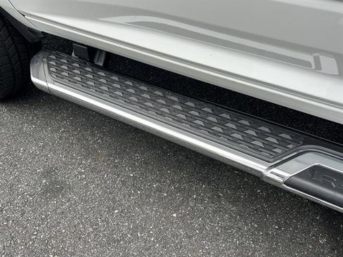 Used 2024 RAM 2500 Big Horn image 9