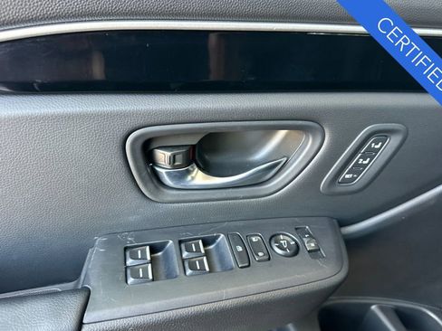 Certified 2025 Honda Pilot EX-L image 11