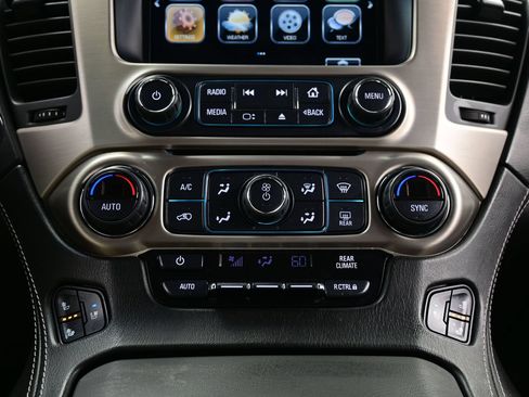 Used 2019 GMC Yukon Denali w/ Denali Ultimate Package AWD/4WD image 23