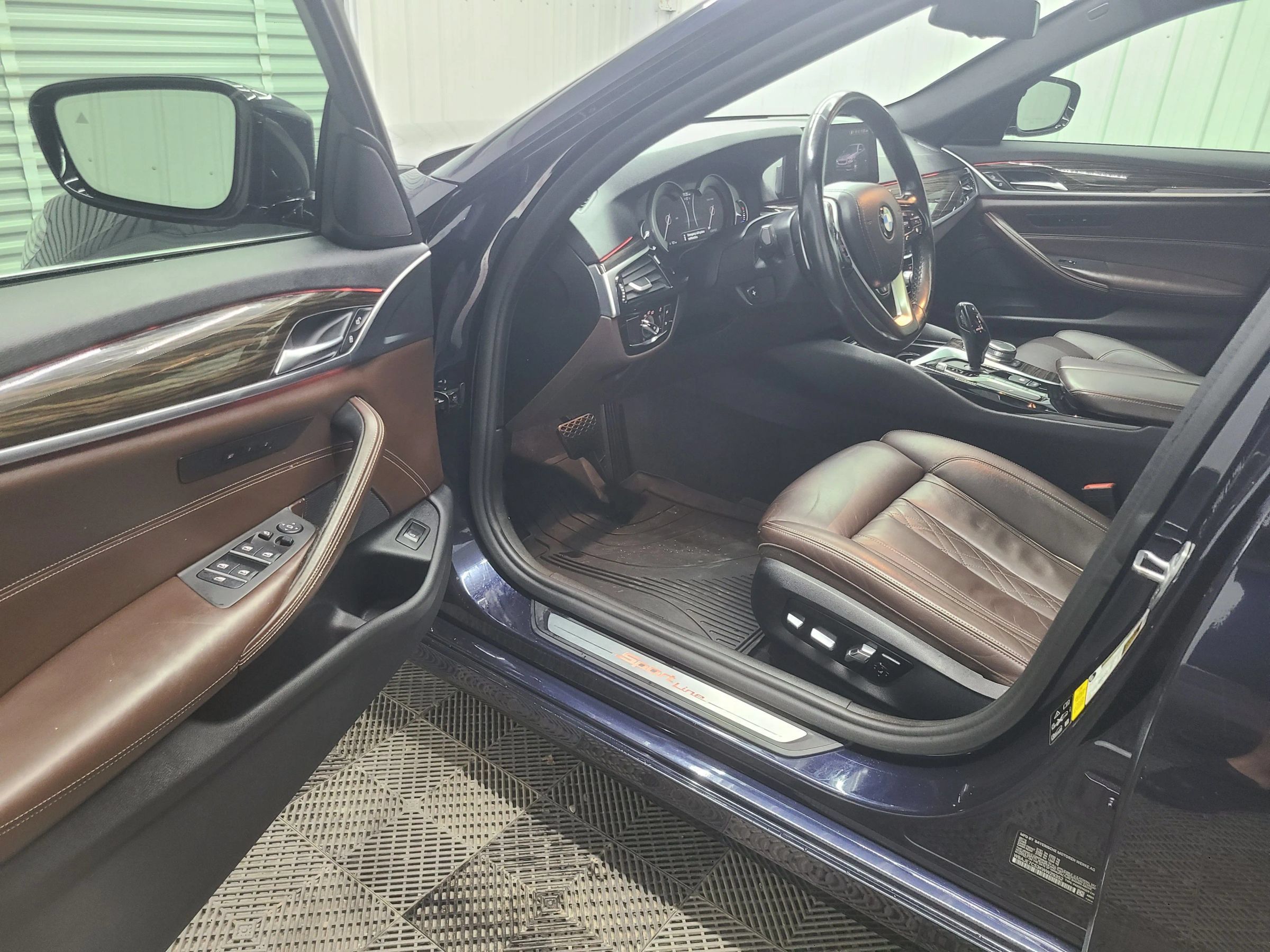 Used 2019 BMW 540i xDrive w/ Convenience Package AWD/4WD image 21