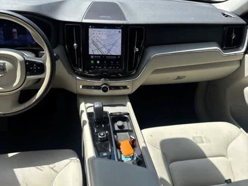 Used 2024 Volvo XC60 T8 Plus AWD/4WD image 6