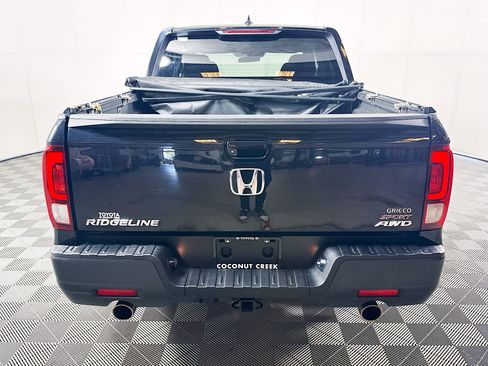 Used 2022 Honda Ridgeline Sport image 4