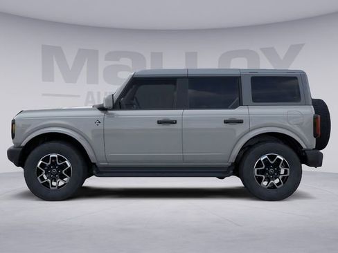 New 2026 Ford Bronco Outer Banks AWD/4WD image 3