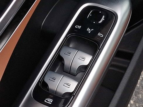 Used 2023 Mercedes-Benz C 300 C 300 image 23