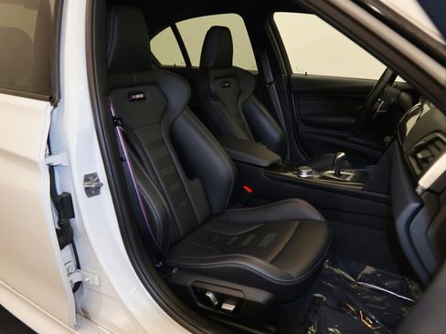 Used 2018 BMW M3 Competition w/ Competition Package image 41