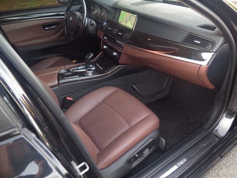 Used 2016 BMW 535i xDrive Sedan w/ Driver Assistance Package image 16